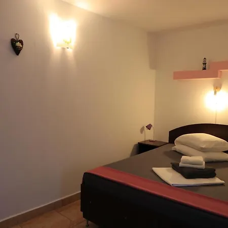 Guest house Casa David 3*